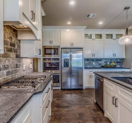 Choosing the Right Materials for Your Kitchen Remodel